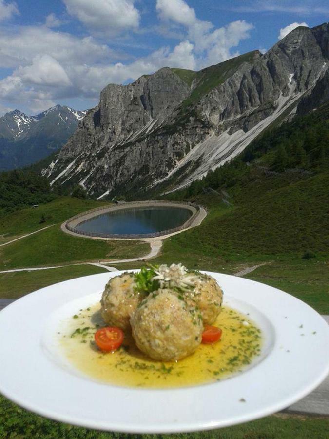 Berggasthaus Edelweisshutte Ladurns Hotel Fleres Buitenkant foto